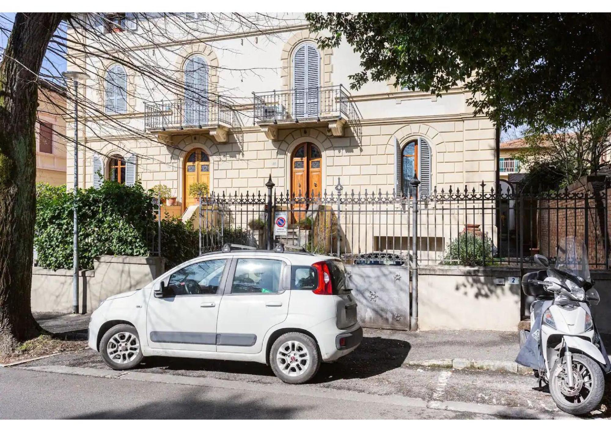 Villa Liberty Townhouse Siena Luaran gambar